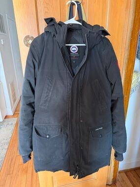 Canada Goose Black Hooded Puffer Parka